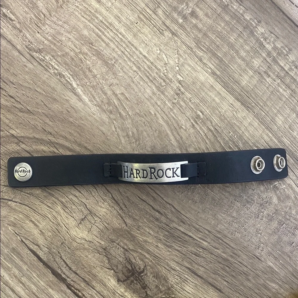 Hard Rock Cafe Black and Silver Jewelry Bracelet